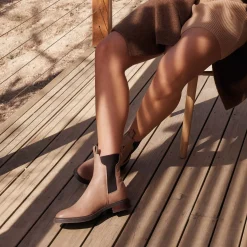 BLAIRE>EOS Footwear Fashion