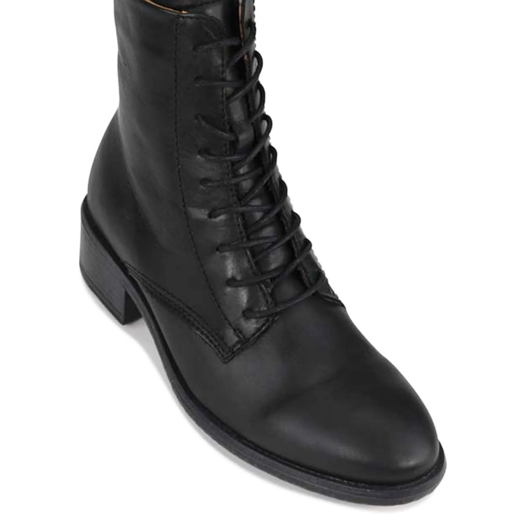 CELIA LEATHER ANKLE BOOT>EOS Footwear Clearance
