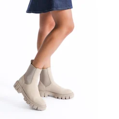 FEAT ANKLE BOOTS LEATHER><noscript><img width=