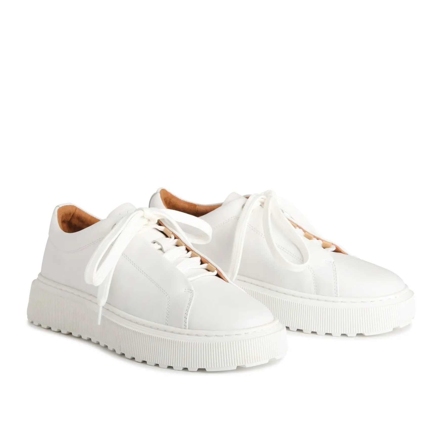LAE>EOS Footwear Hot