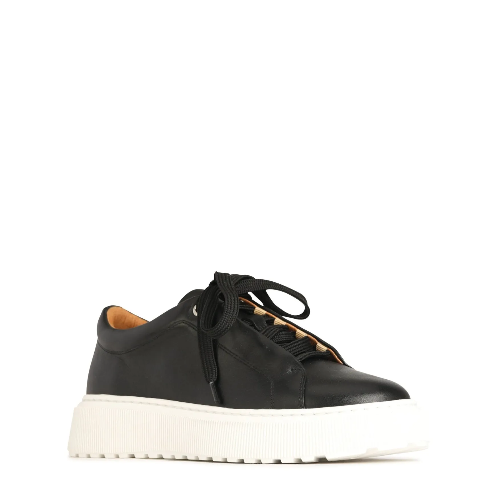 LAE>EOS Footwear Hot