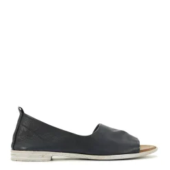 LOUISA SANDALS LEATHER><noscript><img width=