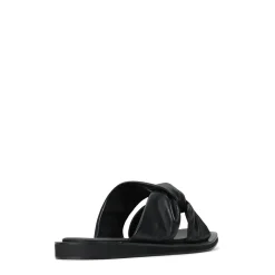 MISTIQUE CROSSOVER SANDAL LEATHER><noscript><img width=