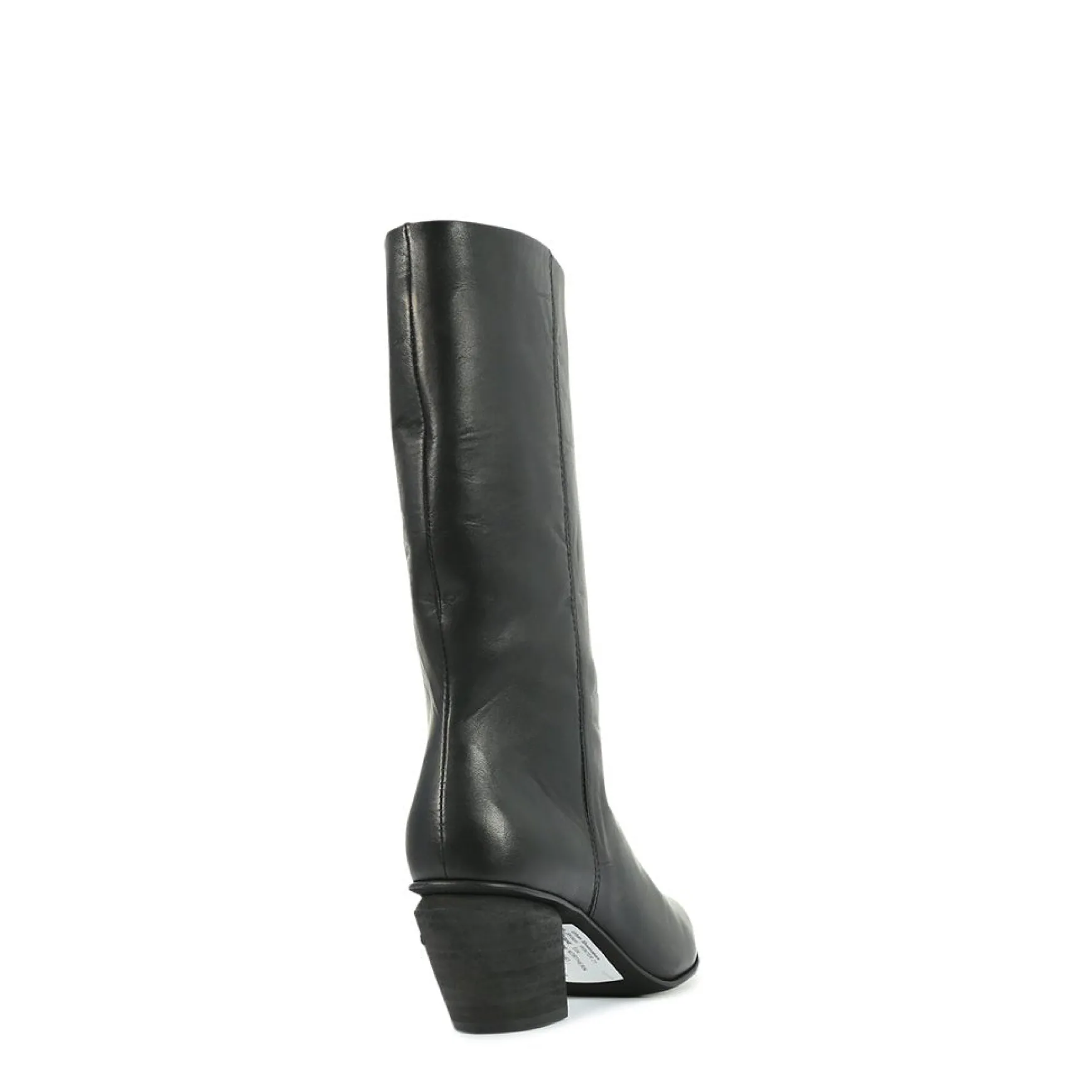 NORTHERN>EOS Footwear Discount