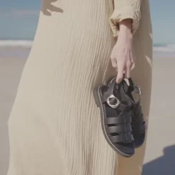 ORNAMENT LEATHER SANDALS><noscript><img width=