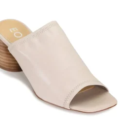 PETTI LEATHER HEELED SANDAL><noscript><img width=