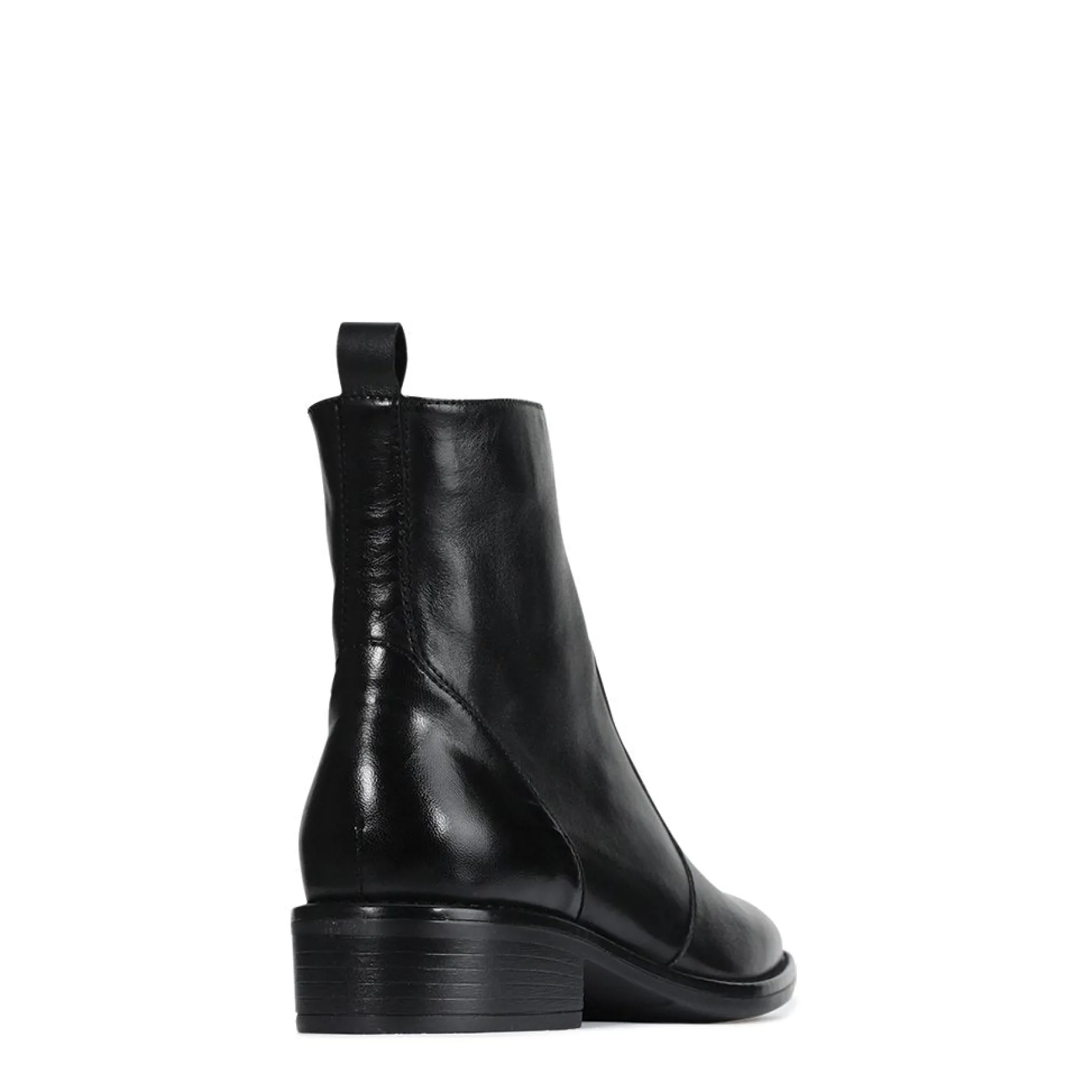 SELINE>EOS Footwear Sale
