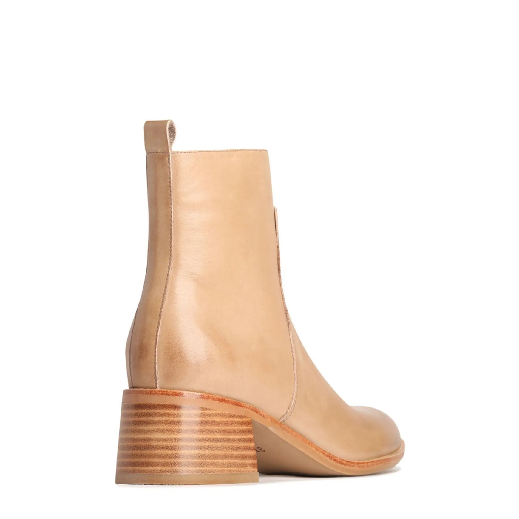 WYONA>EOS Footwear Clearance